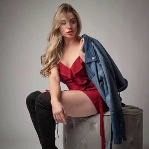 Meet your Posher, Stephanie